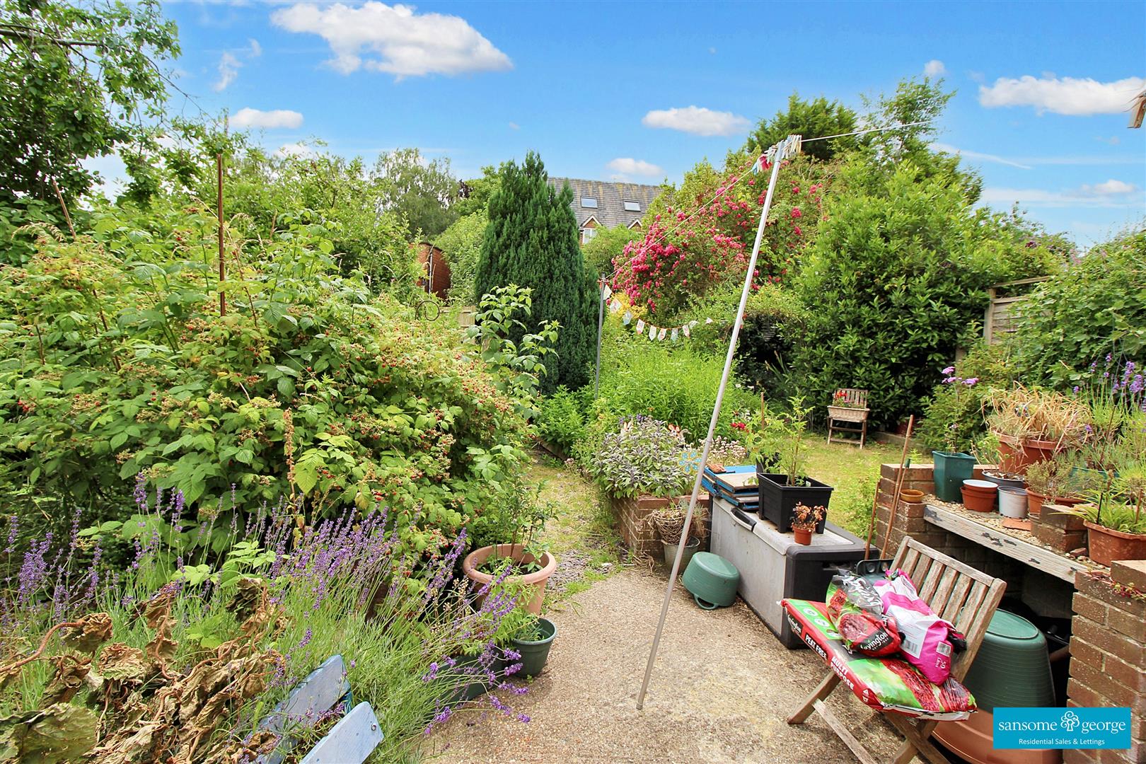3 bed property in Westbourne Terrace, Reading